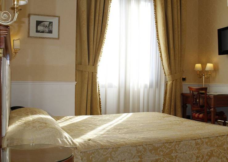 Standard triple room Villa Pinciana Hotel Rome Standard triple room Villa Pinciana Hotel Rome