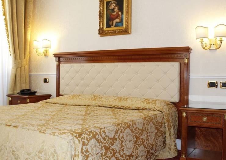 Standard double room Villa Pinciana Hotel Rome