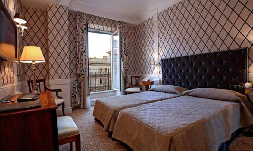Camera doppia standard per uso singola Boutique Hotel Trevi Roma Camera doppia standard per uso singola Boutique Hotel Trevi Roma