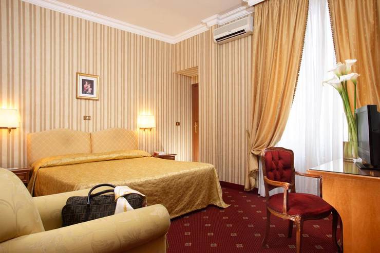 Standard quadruple room Pace Helvezia Hotel Rome Standard quadruple room Pace Helvezia Hotel Rome