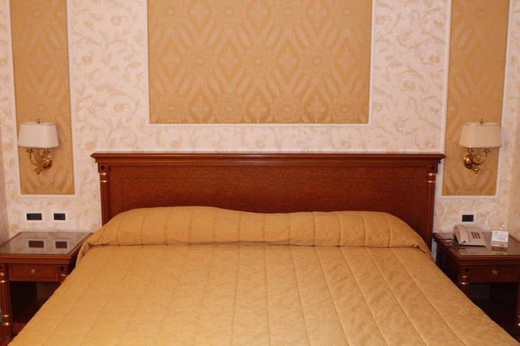 Standard double room gallia hotel rome Standard double room gallia hotel rome
