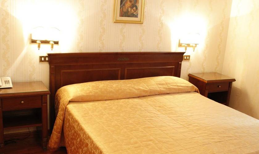 Standard double room for single use Torino Hotel Rome Standard double room for single use Torino Hotel Rome