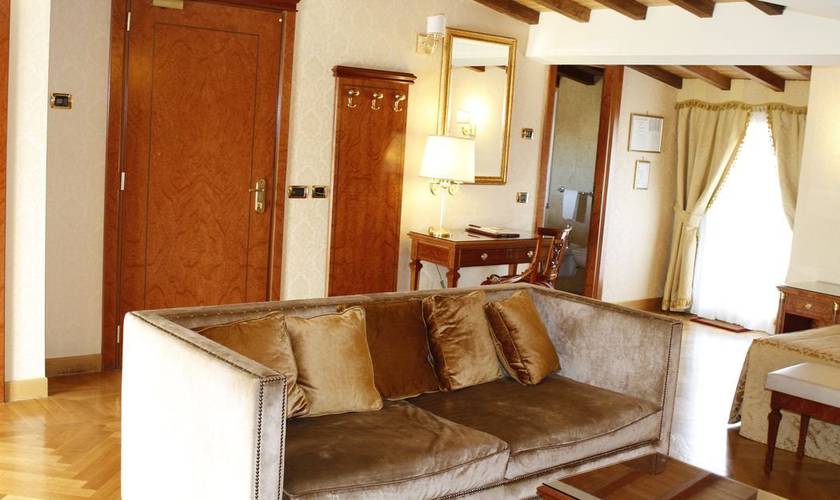 Standard quadruple room Villa Pinciana Hotel Rome Standard quadruple room Villa Pinciana Hotel Rome