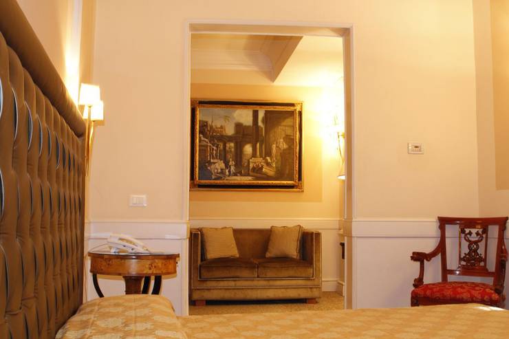 Standard vierbettzimmer Boutique Hotel Trevi Rom Standard vierbettzimmer Boutique Hotel Trevi Rom