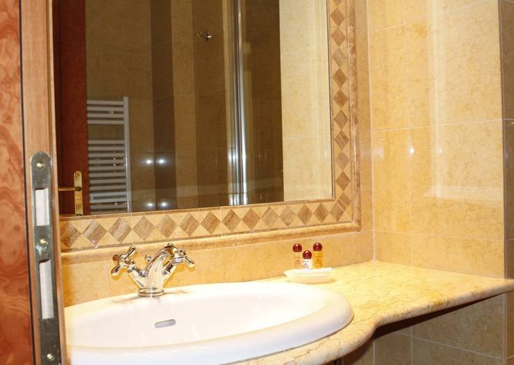 Standard double room for single use Villa Pinciana Hotel Rome