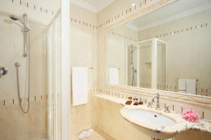 Standard quadruple room genio hotel rome Standard quadruple room genio hotel rome