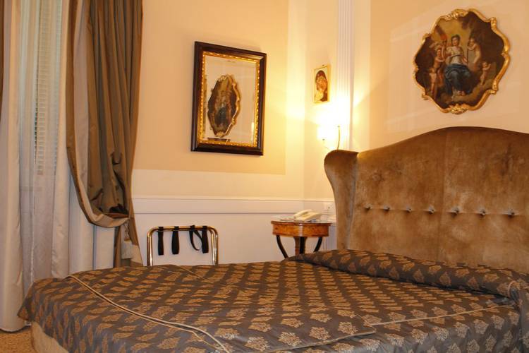 Camera singola Boutique Hotel Trevi Roma Camera singola Boutique Hotel Trevi Roma