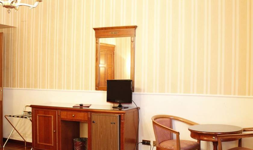 Standard double room for single use Torino Hotel Rome Standard double room for single use Torino Hotel Rome