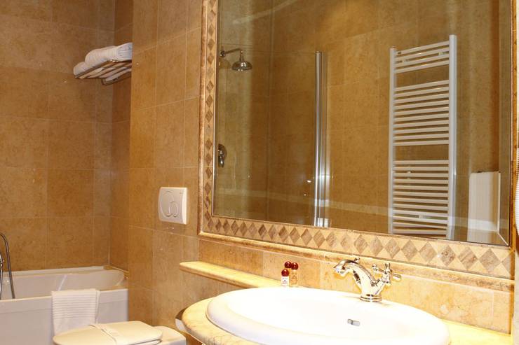 Standard quadruple room villa pinciana hotel rome Standard quadruple room villa pinciana hotel rome
