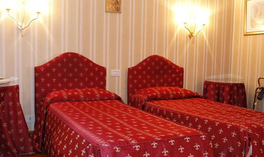 Chambre quadruple standard Hotel Sistina Rome