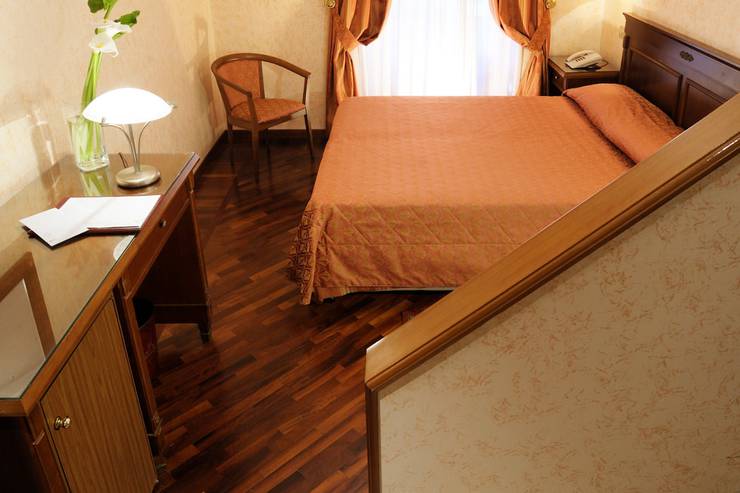 Standard quadruple room Torino Hotel Rome Standard quadruple room Torino Hotel Rome