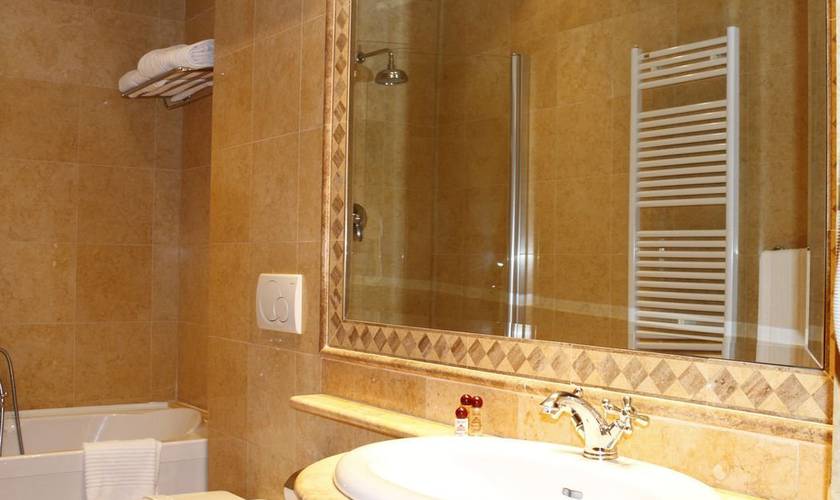 Standard quadruple room Villa Pinciana Hotel Rome Standard quadruple room Villa Pinciana Hotel Rome