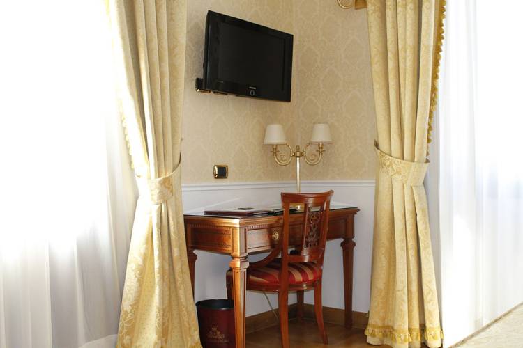 Standard double room Villa Pinciana Hotel Rome Standard double room Villa Pinciana Hotel Rome