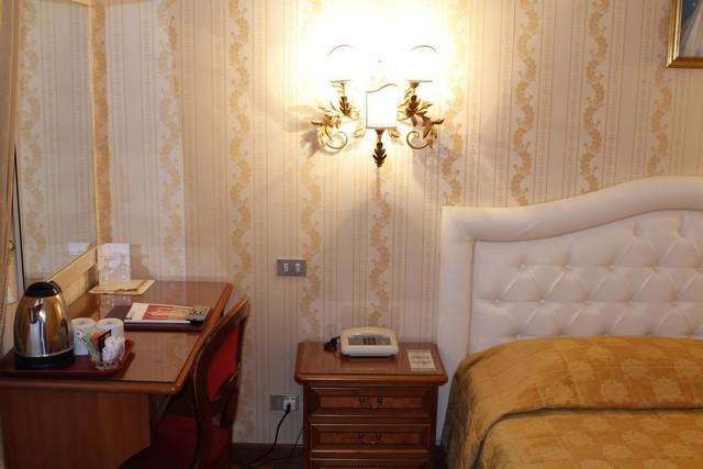 Chambre simple Hôtel Eliseo Rome