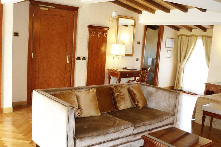 Standard quadruple room villa pinciana hotel rome Standard quadruple room villa pinciana hotel rome