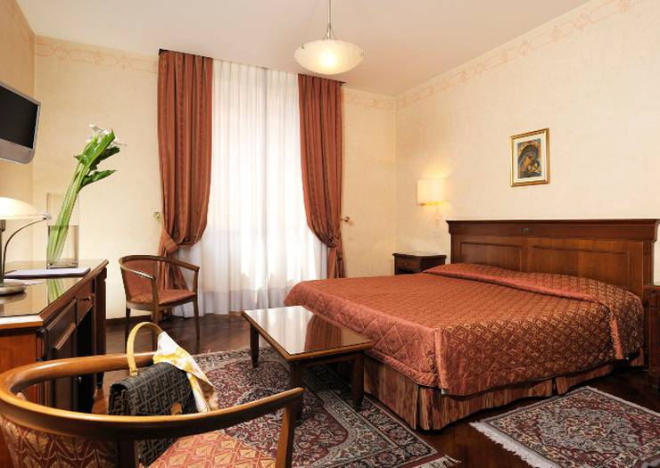 Standard triple room Torino Hotel Rome Standard triple room Torino Hotel Rome