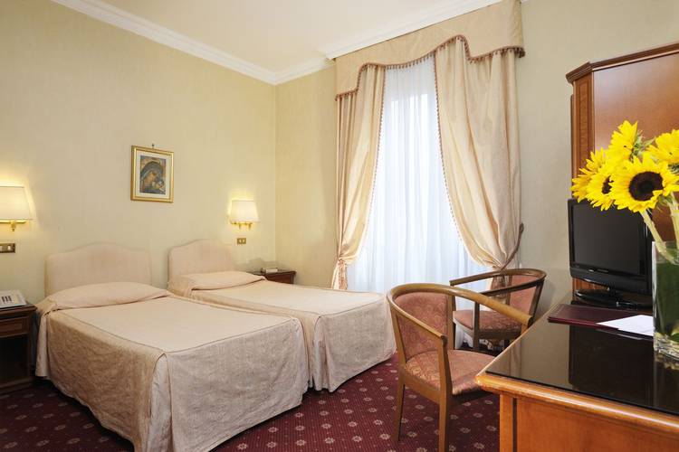 Habitación doble estándar Hotel Torino Roma Habitación doble estándar Hotel Torino Roma