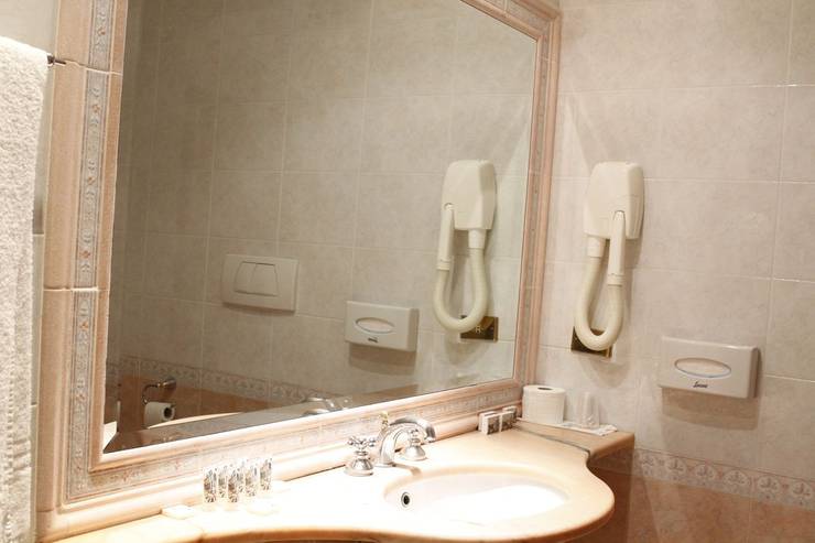 Single room Pace Helvezia Hotel Rome Single room Pace Helvezia Hotel Rome