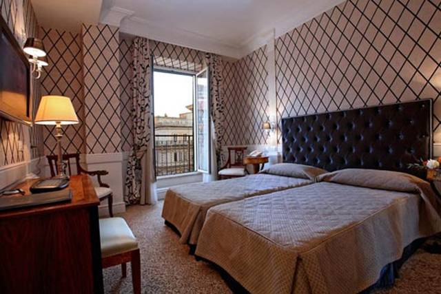 Standard double room for single use Boutique Hotel Trevi Rome