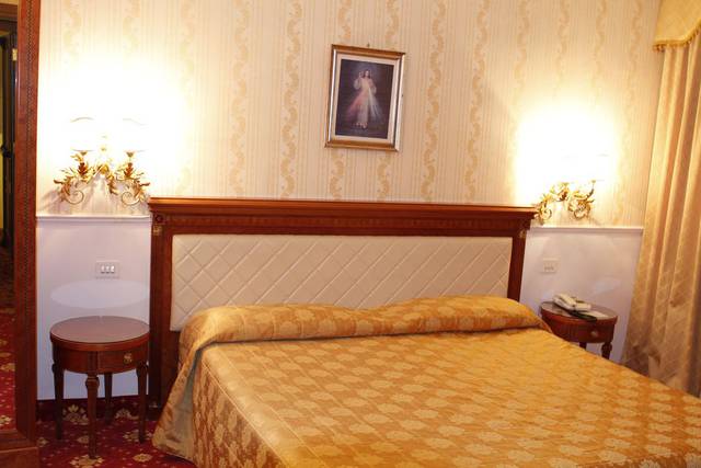 Chambre simple Hôtel Genio Rome
