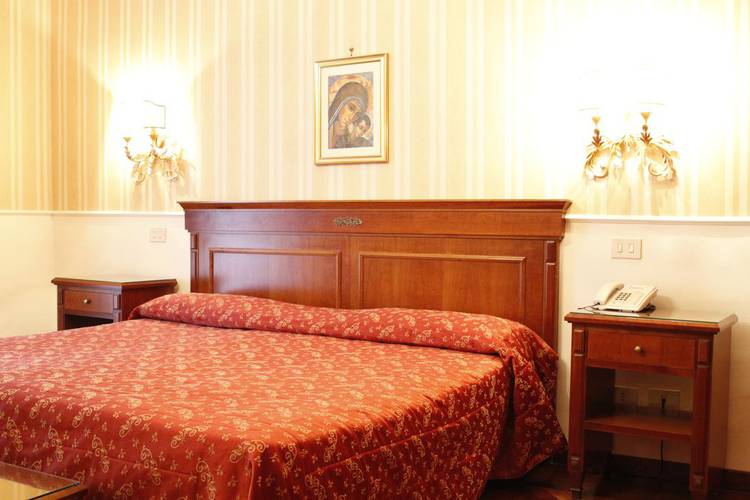 Chambre Hôtel Torino Rome