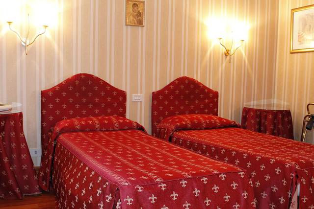 Chambre quadruple standard Hotel Sistina Rome