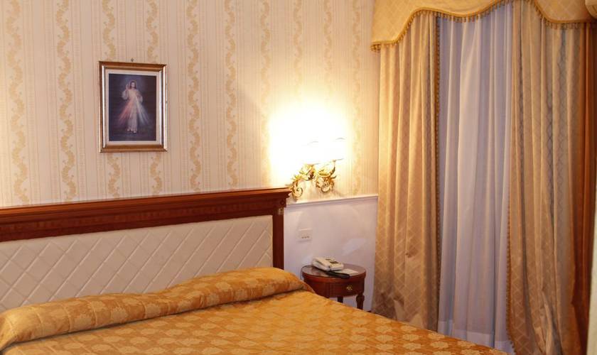 Single room Genio Hotel Rome Single room Genio Hotel Rome