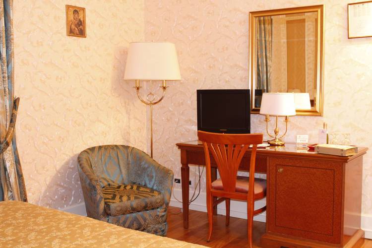 Standard double room gallia hotel rome Standard double room gallia hotel rome