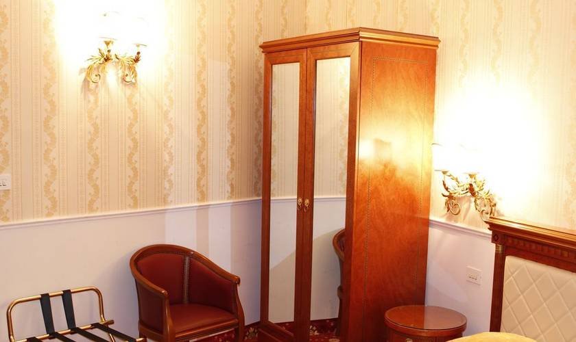 Single room Genio Hotel Rome Single room Genio Hotel Rome