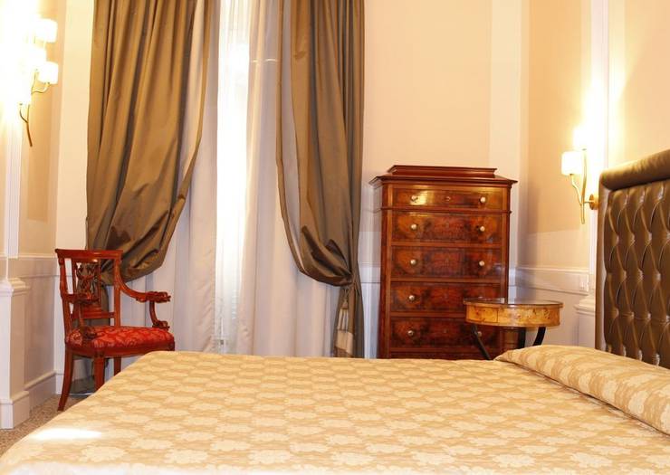 Chambre quadrupe standard Boutique Hôtel Trevi Rome