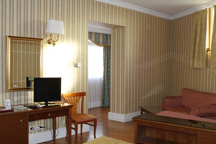 Standard triple room gallia hotel rome Standard triple room gallia hotel rome