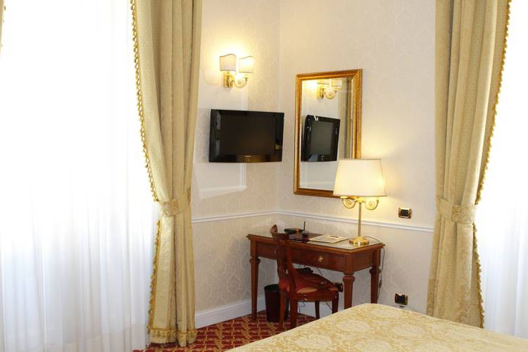 Standard double room Villa Pinciana Hotel Rome Standard double room Villa Pinciana Hotel Rome