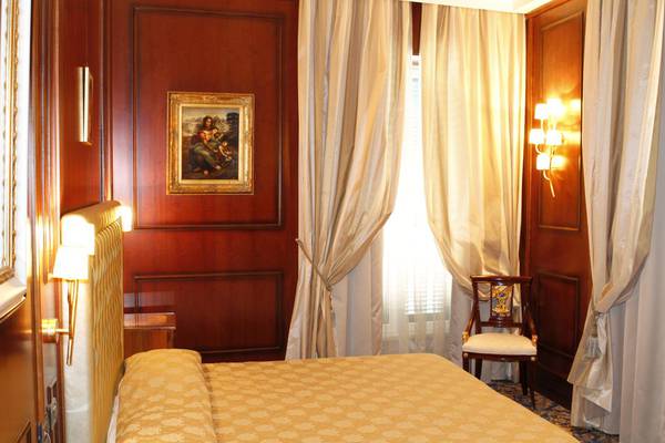 Chambre Boutique Hôtel Trevi á Rome