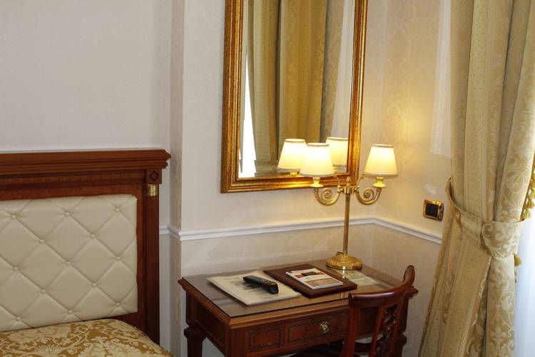 Chambre double standard à usage individuel hôtel villa pinciana rome Chambre double standard à usage individuel hôtel villa pinciana rome