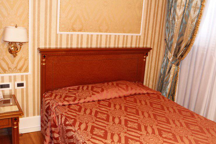 Single room gallia hotel rome Single room gallia hotel rome